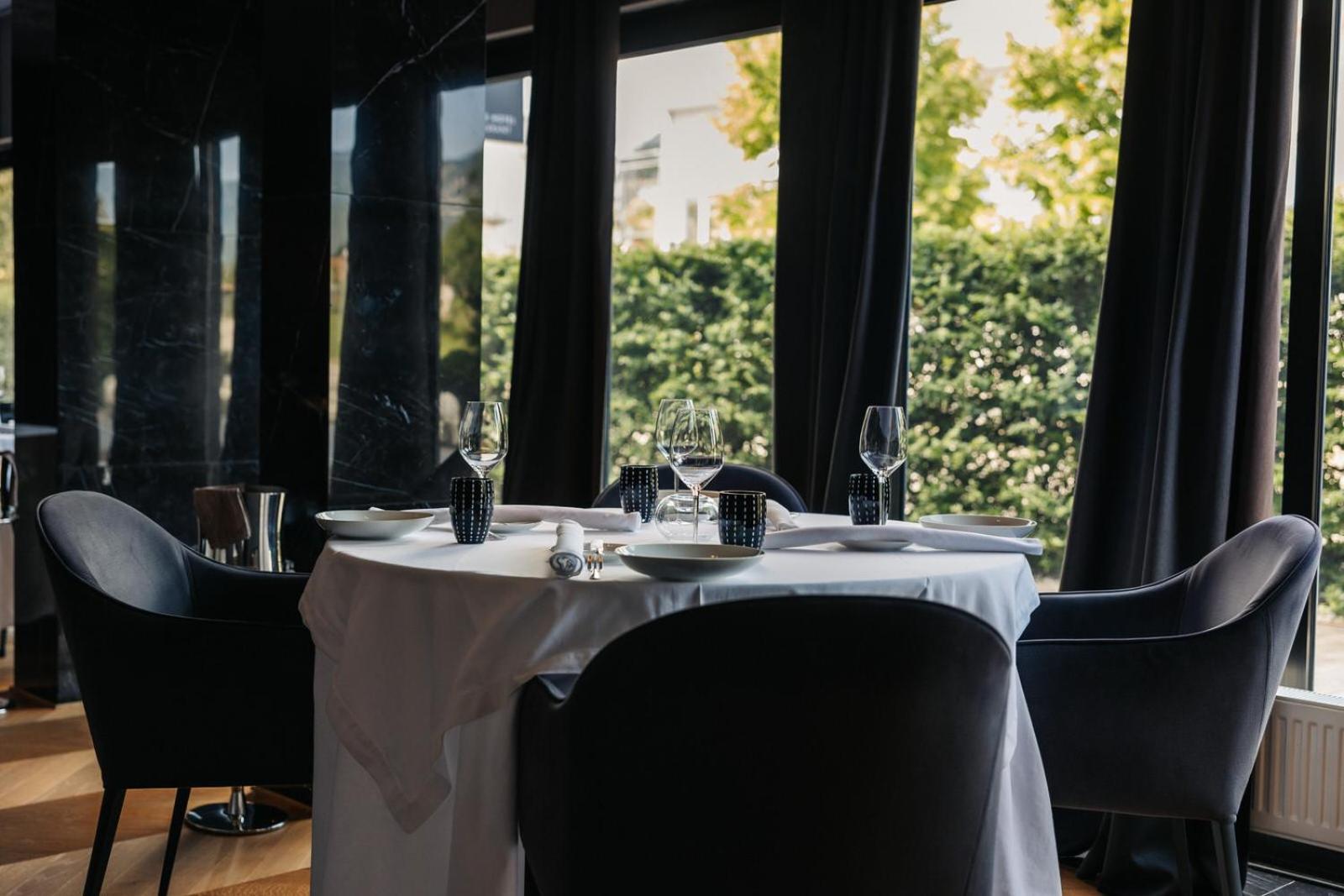 Dam Boutique Hotel & Restaurant Nova Gorica Exteriör bild